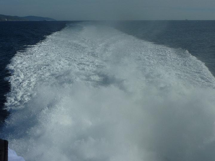 StGibraltar-02.JPG - Eingefasst wird sie im Norden mit der südlichsten Stadt des europäischen Festlandes Tarifa, und der britischen Kronkolonie Gibraltar, im Süden von Marokko und der spanischen Exklave Ceuta.