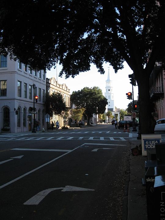 Charleston-16.JPG - Die lange Zeit der wirtschaftlichen Schwäche ist heute Charlestons Segen, die Erhaltung der Bausubstanz machte Charleston zu einer der elegantesten Städten der USA.