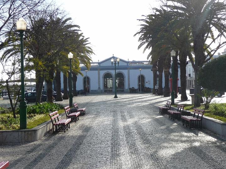 Tavira-01.JPG - Die Gründung der Siedlung liegt ca. 2000 v. Chr. und geht nachgewiesenermaßen auf die Phönizier zurück. Später siedelten hier auch die Römer.