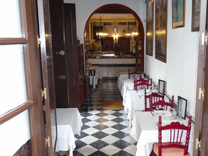 Barrio-de-Santa-Cruz-09.JPG - Ein Besuch des Barrio de Santa Cruz gehört zum absoluten Pflichtprogramm, wenn man nachSevilla reist. 