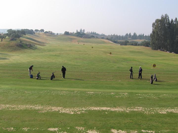 Golfsport-06.JPG - Der Ursprung des Spiels liegt vielen Quellen zufolge in Schottland, wo Schäfer zum Zeitvertreib Steine mit ihren Stöcken durch die Gegend schlugen.