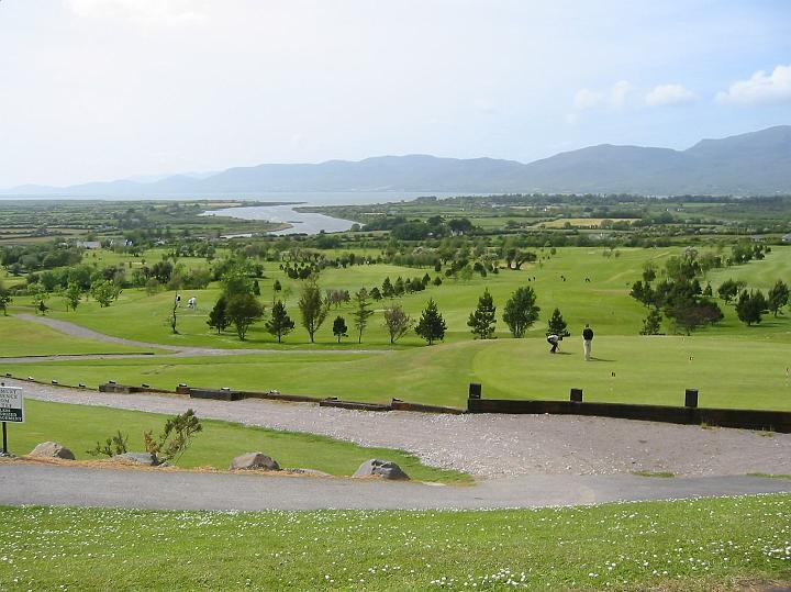 Golfsport-11.JPG - Der Grund war, dass die Bevölkerung wieder mehr Bogenschiessen üben sollten und ihre Zeit nicht nur mit Golf verbringen.