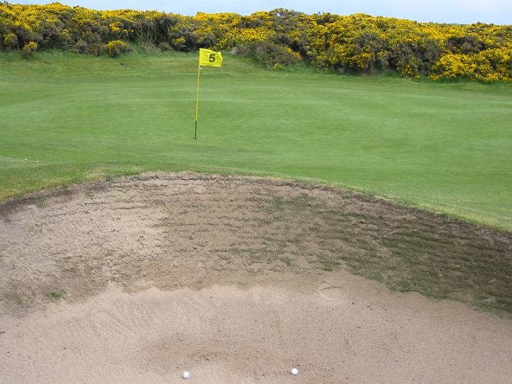 Golfsport-12.JPG - 1502 wurde der Beschluss aber wieder abgeschafft, nachdem Schottland und England Frieden geschlossen hatten. König James IV selbst war auch ein begeisterter Golfer.