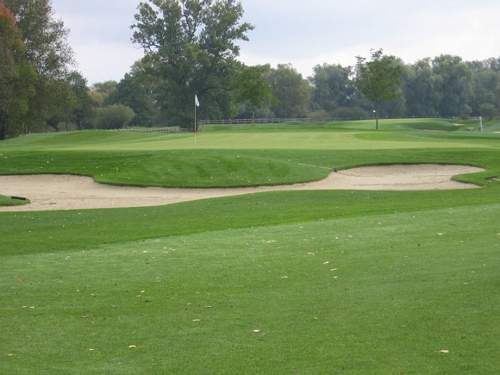 Golfsport-23.JPG - Das Zählspiel wird 1759 in St Andrews erstmals erwähnt, davor gab es nur die Spielform des Lochspiels. 1764 wird die 18-Loch Runde eingeführt.